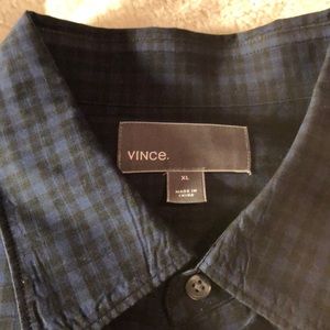 Vince $195 men's button down blue shirt size XL